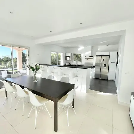 Le Clos Des Lauriers Ferienhaus *