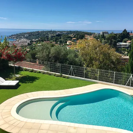 Le Clos Des Lauriers * Roquebrune-Cap-Martin